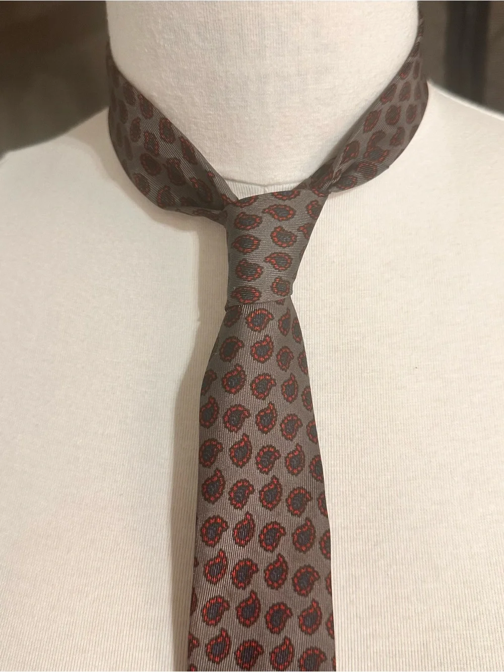Men's Paisley Silk Tie in Brown and Red Pennleigh Vintage Silk Tie Mens Grey